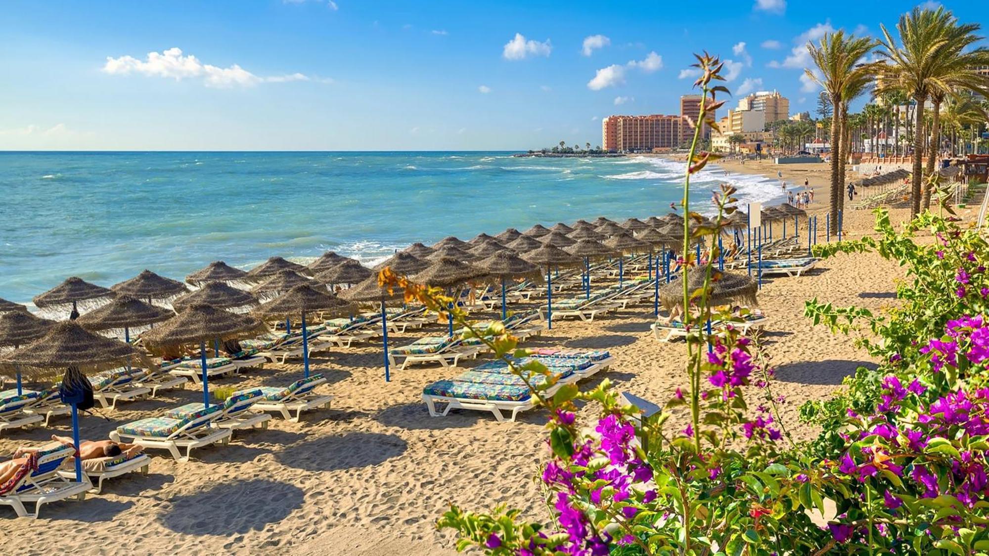 شقة Skysea Benalmadena Puerto Marina المظهر الخارجي الصورة
