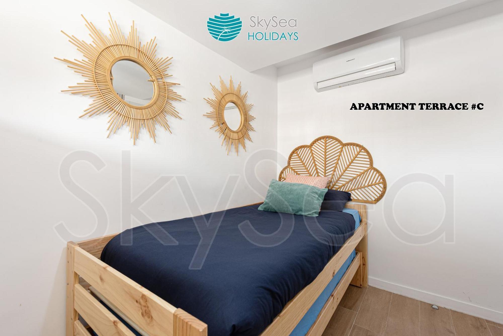 شقة Skysea Benalmadena Puerto Marina المظهر الخارجي الصورة