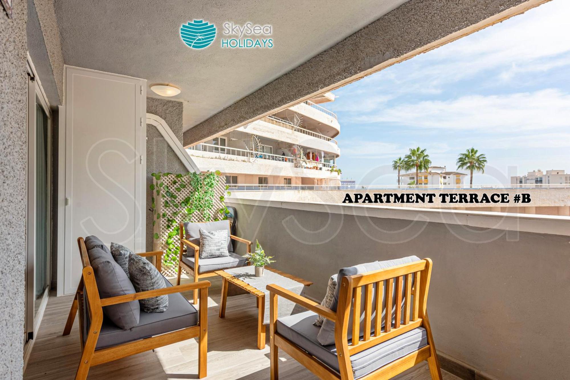 شقة Skysea Benalmadena Puerto Marina المظهر الخارجي الصورة