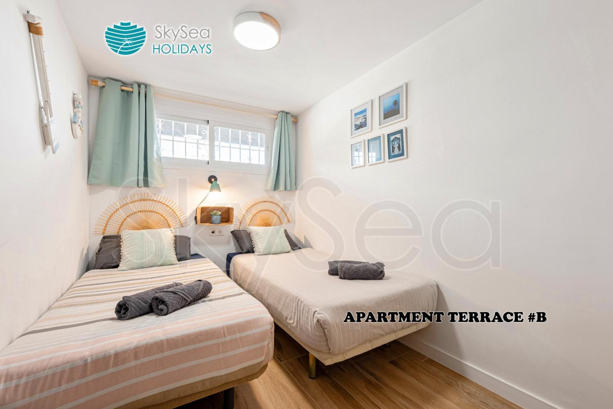 شقة Skysea Benalmadena Puerto Marina المظهر الخارجي الصورة